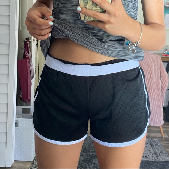 SPORT SHORTS - Picture 10 of 10